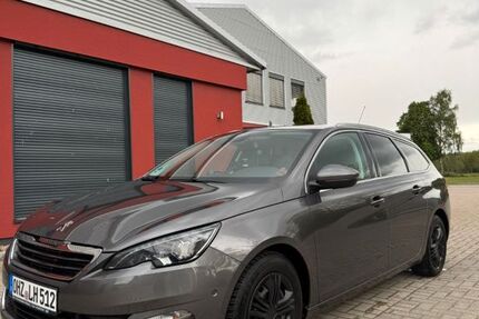 Peugeot 308 119.675 km 8.900 &euro; Rotenburg 27356