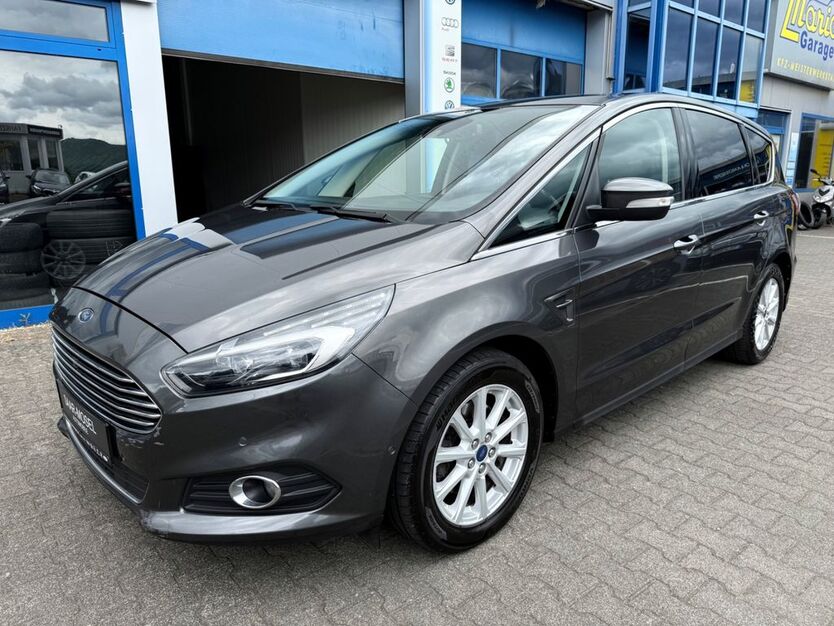 Ford S-Max 174.000 km 13.990 € Ayl 54441