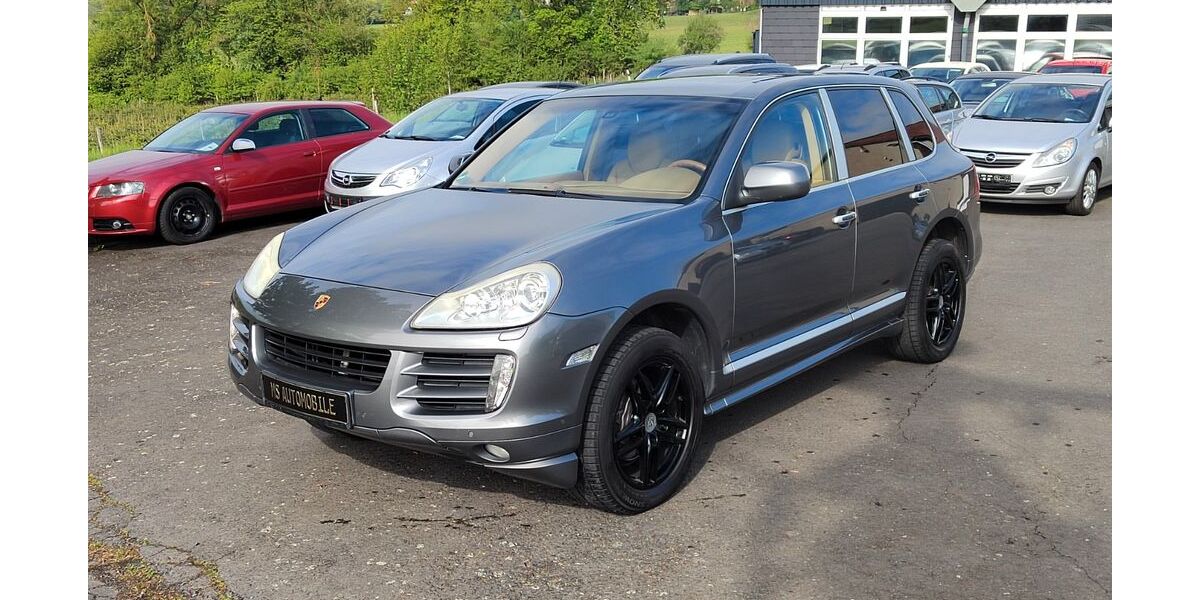 Porsche Cayenne 199.999 km 8.499 &euro; Willingen/Westerwald 56479