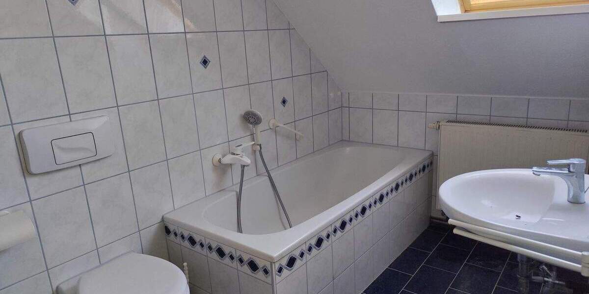 Einfamilienhaus Rothenburg Bremenhain - 7 Zimmer, 290 m&sup2;, 250.000&euro; | Angebot:25727957