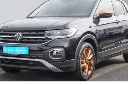 VW T-Cross 21.681 km 20.430 € Geilenkirchen 52511