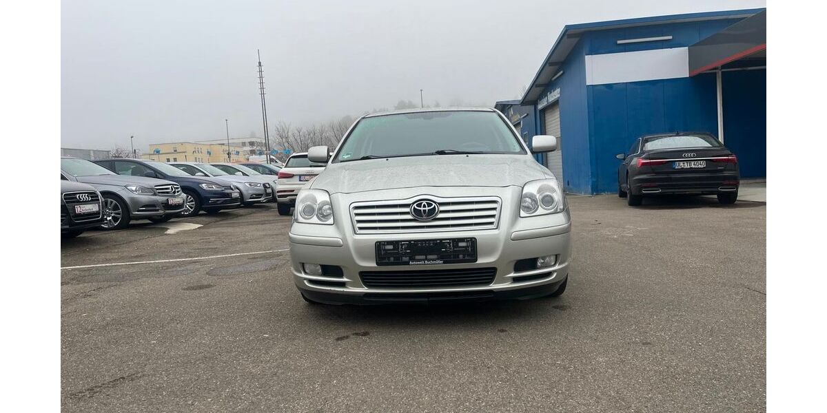Toyota Avensis 117.000 km 4.900 &euro; Blaustein 89134