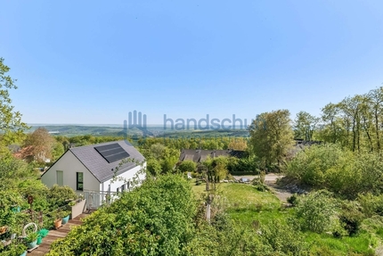 Reihenendhaus mit unverbaubarem Ausblick. Kein Erbbaurecht und großem Grundstück - Haus Stromberg | Angebot:26350896