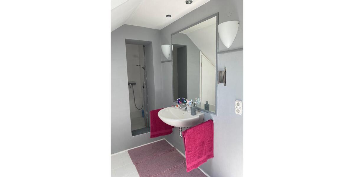 Einfamilienhaus Selters (Taunus) - 8 Zimmer, 180 m&sup2;, 500.000&euro; | Angebot:27004770