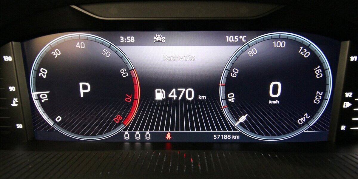 Skoda Scala 1.5 TSI 7-DSG Style Plus LED+KAMERA+AHK 57.189 km 21.900 &euro; Hagenow 19230