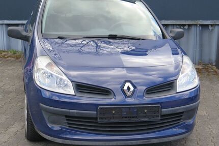 Renault Clio 95.100 km 3.750 &euro; Saarbrücken 66117