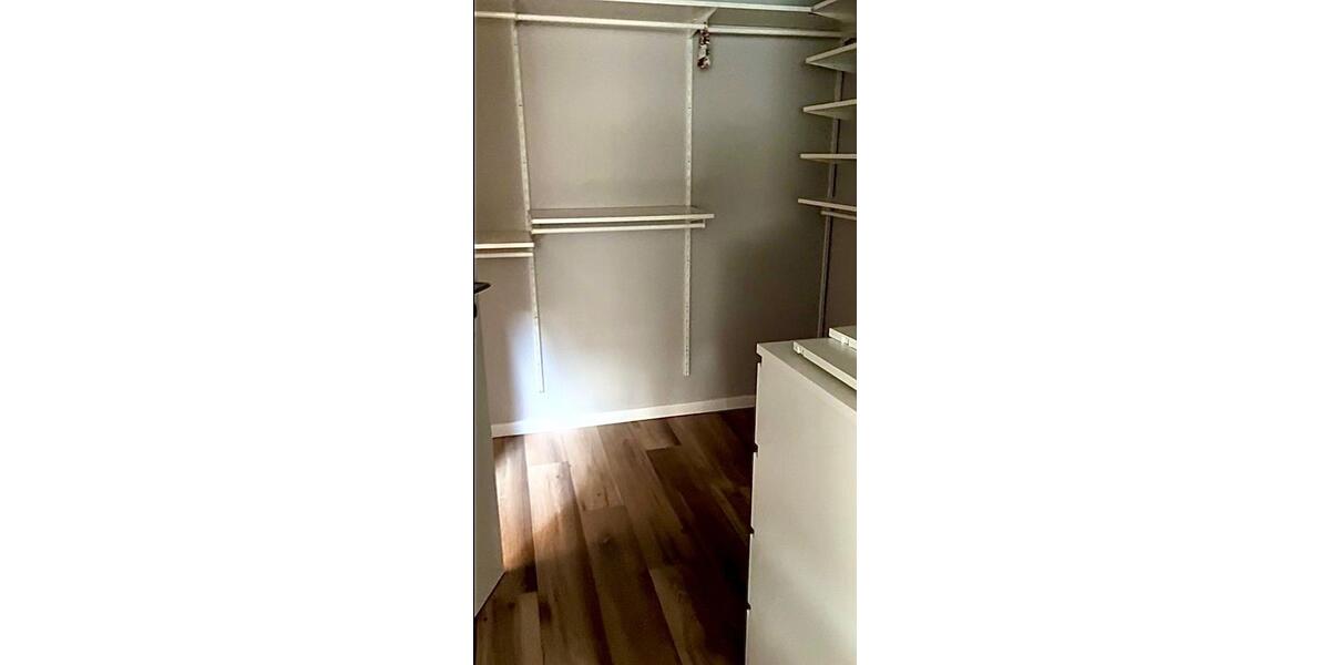 Haus In Solingen zu vermieten Bj 2021, mit Carport, 3,5 Stockwerk 6 zimmer