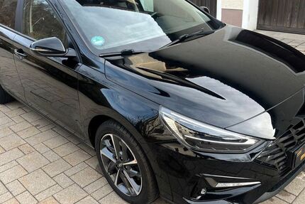 Hyundai i30 153.000 km 12.100 &euro; Altenmarkt an der Alz 83352