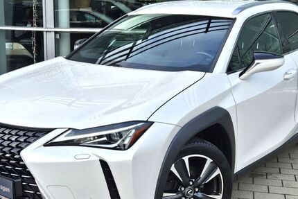 Lexus UX 80.520 km 21.790 &euro; Stadtbergen 86391