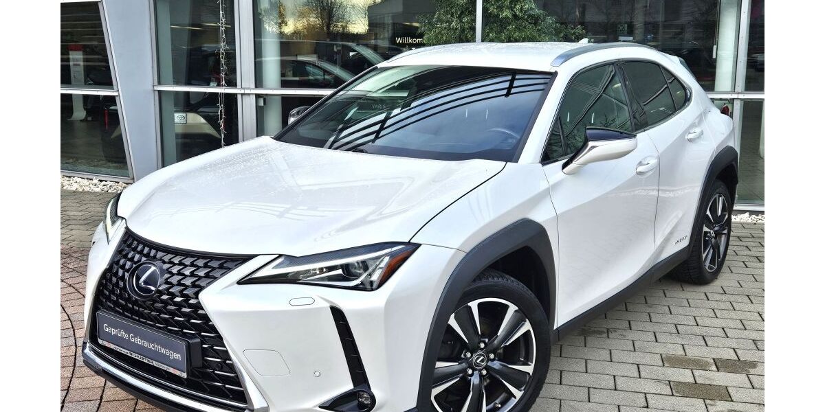Lexus UX 80.520 km 21.790 &euro; Stadtbergen 86391