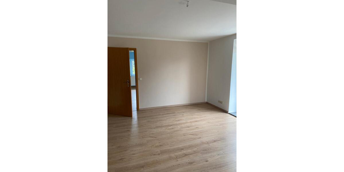 Etagenwohnung Pulsnitz - 3 Zimmer, 106 m&sup2;, 740&euro; | Angebot:25394922