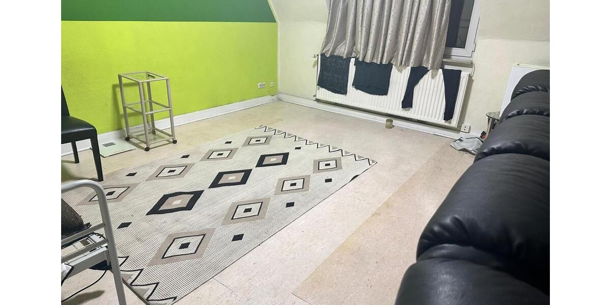 Dachgeschoßwohnung Bochum Bochum-Ost - 5 Zimmer, 125 m&sup2;, 1.100&euro; | Angebot:25045461