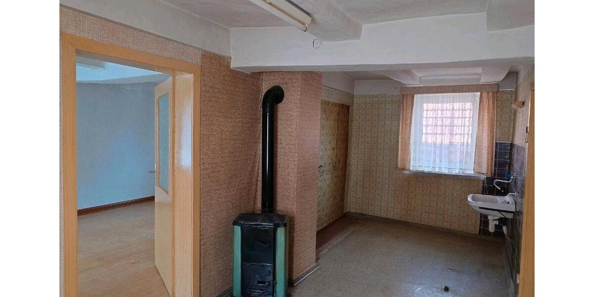 Einfamilienhaus Küllstedt - 7 Zimmer, 150 m&sup2;, 50.000&euro; | Angebot:27129169