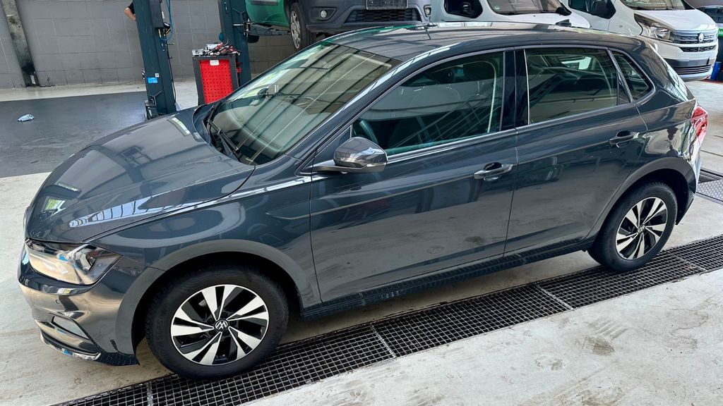 VW Polo 86.141 km 14.900 &euro; Bremen 28217