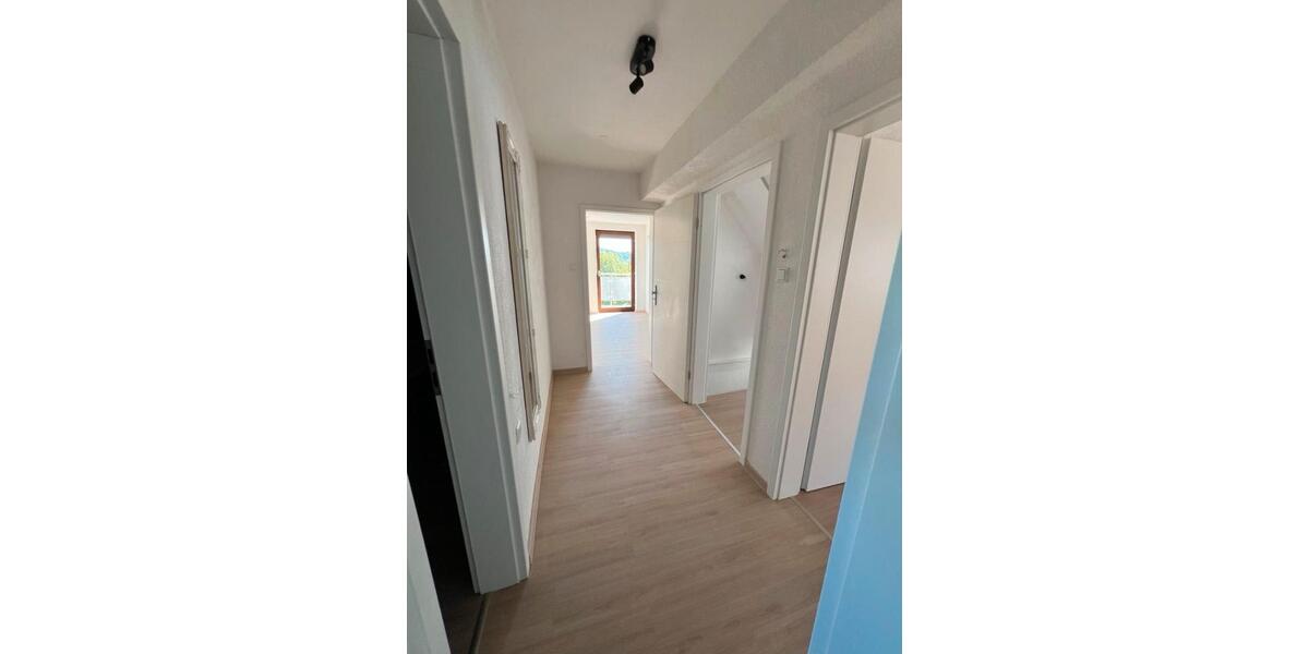 Einfamilienhaus Aalen Dewangen - 8.5 Zimmer, 180 m&sup2;, 409.000&euro; | Angebot:27142802