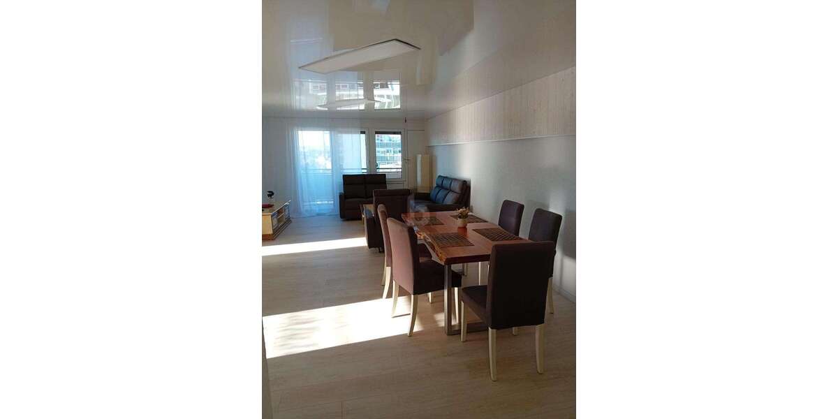 Etagenwohnung Leonberg - 5 Zimmer, 135 m&sup2;, 2.038&euro; | Angebot:25549140