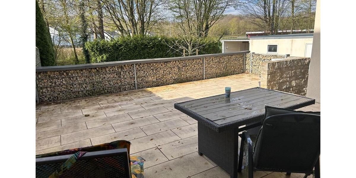 Erdgeschoßwohnung Arnsberg Rusch - 3 Zimmer, 147 m&sup2;, 1.300&euro; | Angebot:26019154