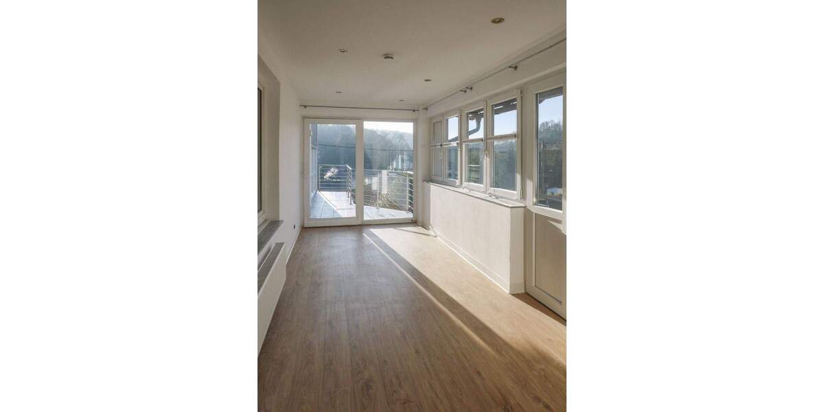 Etagenwohnung Engelskirchen Schnellenbach - 5 Zimmer, 200 m&sup2;, 1.850&euro; | Angebot:26656736