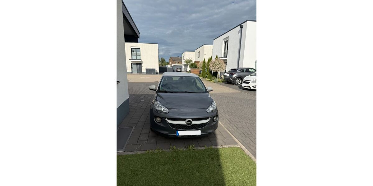 Opel Adam 63.190 km 7.999 &euro; Duisburg 47198