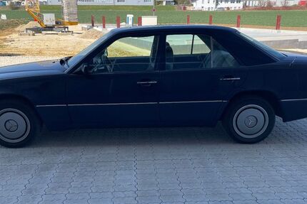 Mercedes-Benz E 200 152.200 km 4.499 € Nellingen 89191