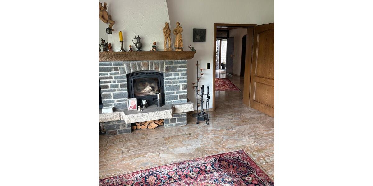 Einfamilienhaus Hillesheim - 8 Zimmer, 250 m&sup2;, 490.000&euro; | Angebot:26984224