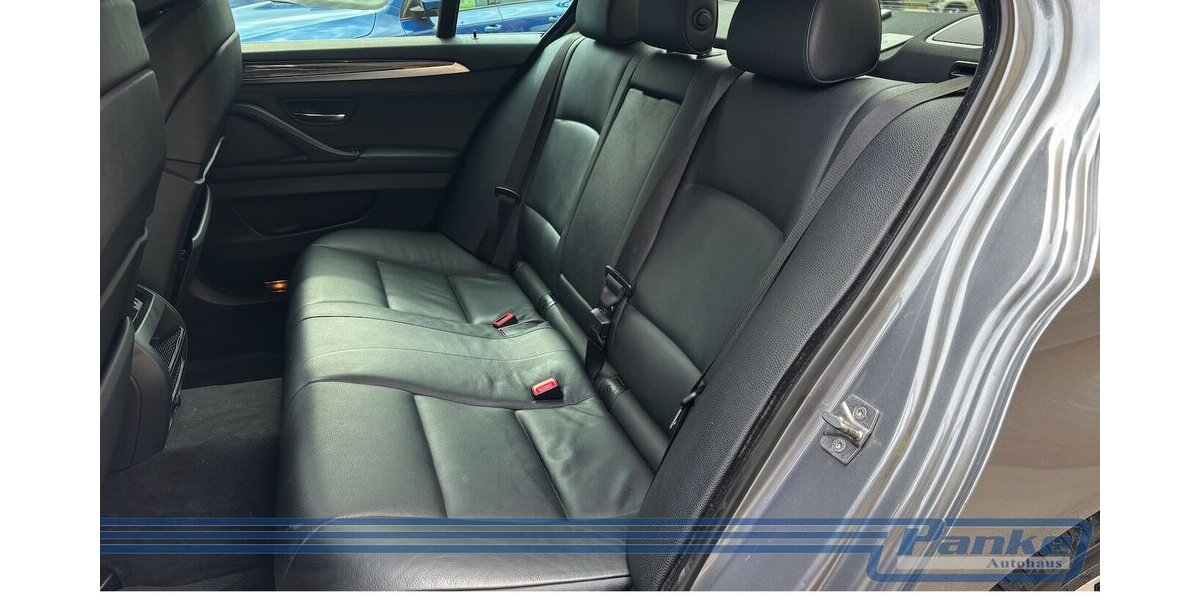 BMW 525 d*Soft-Close*HUD*Navi*R-Cam*Pano/Schieb* 171.096 km 11.990 &euro; Berlin 13187
