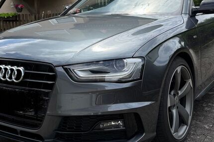 Audi A4 140.000 km 14.700 &euro; Maxhütte-Haidhof 93142