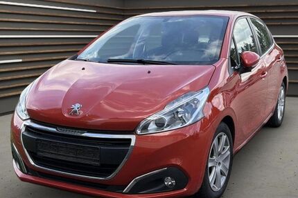 Peugeot 208 81.878 km 8.390 &euro; Limbach-Oberfrohna 09212