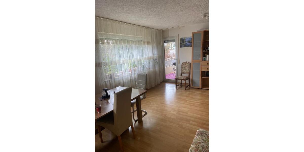 Etagenwohnung Backnang - 4.5 Zimmer, 106 m&sup2;, 350.000&euro; | Angebot:26270871
