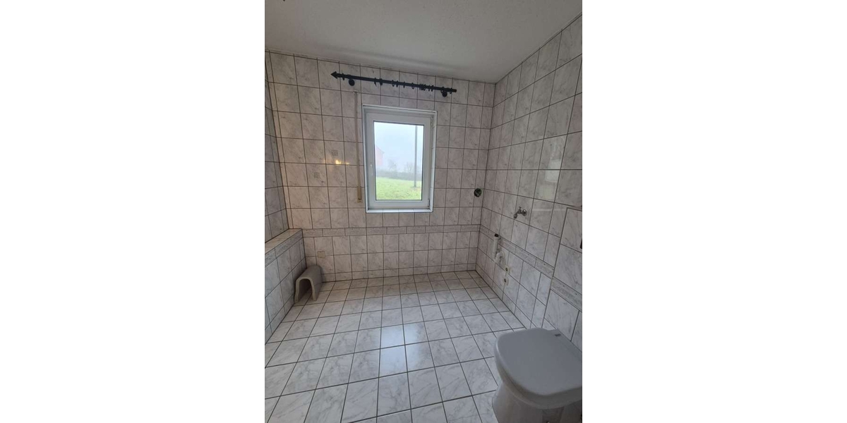 Helle, erschwingliche 3-Zimmer-EG-Wohnung mit Terrasse und hohem Erholungswert in Heiligenmoschel - Erdgeschoßwohnung Heiligenmoschel | Angebot:27131040