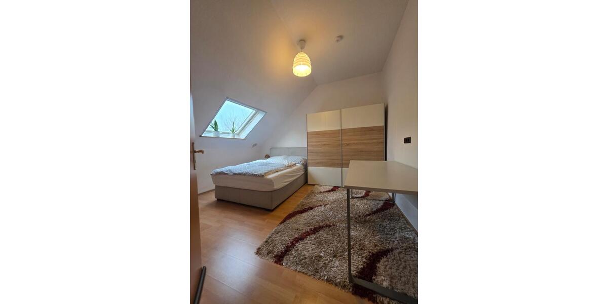 Reihenhaus Essen Stadtbezirk V - 3 Zimmer, 67 m&sup2;, 1.000&euro; | Angebot:25048637