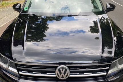 VW Tiguan 87.700 km 21.900 &euro; Berlin 14193