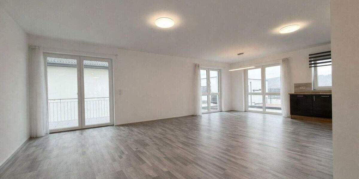 Etagenwohnung Weikersheim - 4 Zimmer, 104 m&sup2;, 379.000&euro; | Angebot:25805643