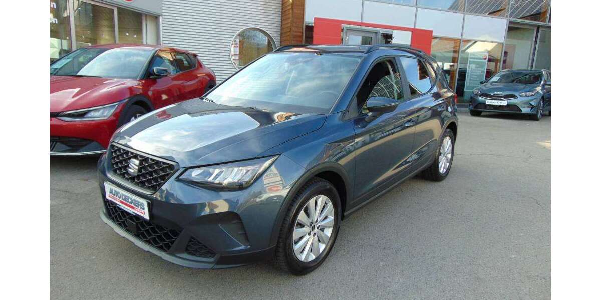 Seat Arona 27.832 km 18.690 &euro; Schlangen 33189