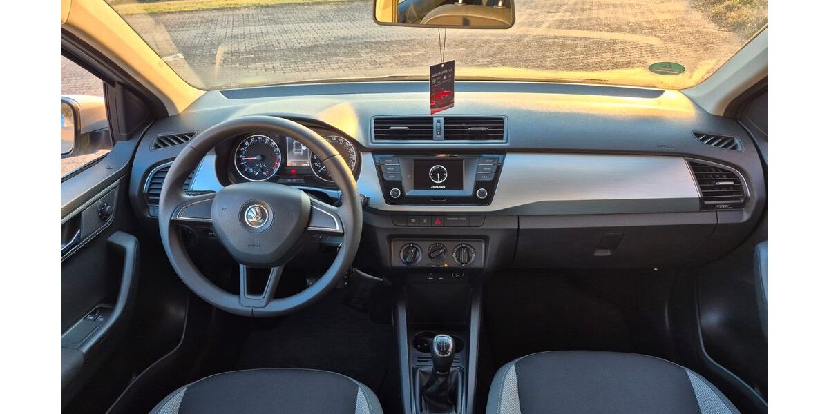 Skoda Fabia 166.300 km 6.500 &euro; Cottbus 03044