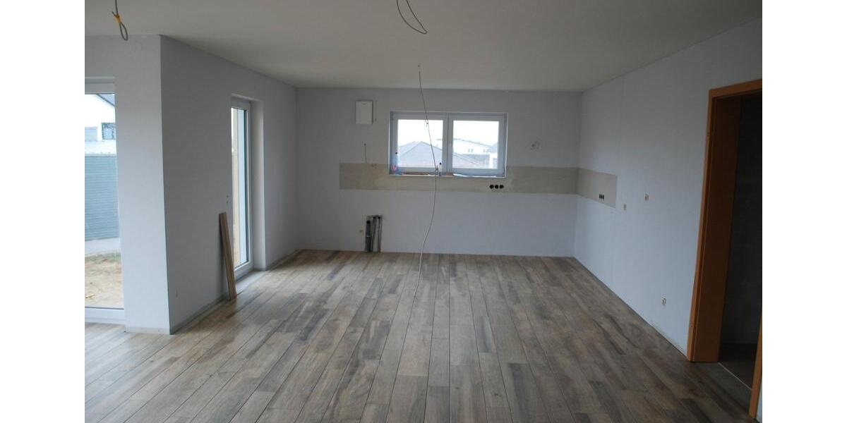 Einfamilienhaus Kupferzell - 8 Zimmer, 171 m&sup2;, 312.500&euro; | Angebot:26517905