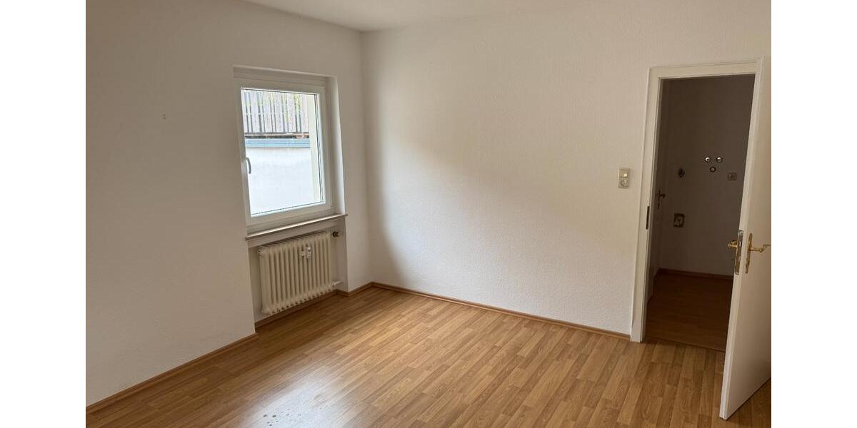 Etagenwohnung Bad Brückenau - 3 Zimmer, 77 m&sup2;, 550&euro; | Angebot:26489910