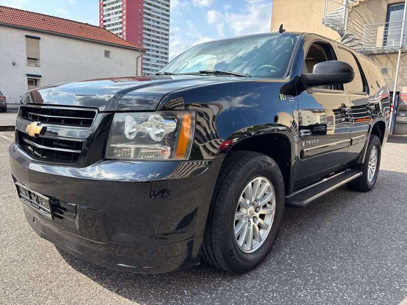 Chevrolet Tahoe 210.000 km 13.950 € Neu Isenburg 63263