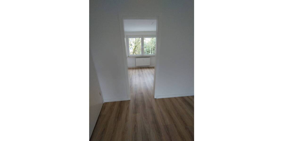 Etagenwohnung Plattenburg Glöwen - 4 Zimmer, 68 m&sup2;, 440&euro; | Angebot:25969108