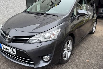 Toyota Verso 170.000 km 12.900 &euro; ehingen 89584