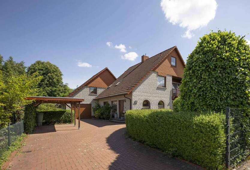 Haus zum Kaufen in Barnstorf 459.000 € 160.77 m²