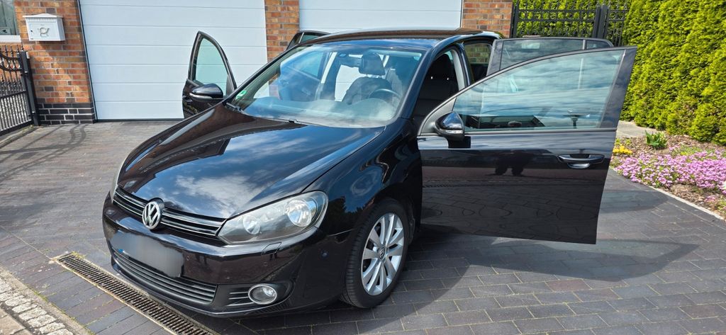 VW Golf 205.129 km 6.495 &euro; Riede 27339