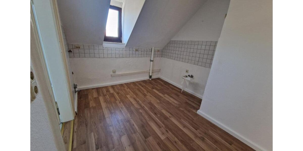 Dachgeschoßwohnung Bad Hersfeld - 5 Zimmer, 116 m&sup2;, 889&euro; | Angebot:25538252