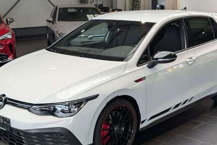 VW Golf 63.000 km 31.900 € Weinheim 69469