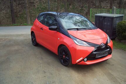 Toyota Aygo (X) 95.100 km 4.999 &euro; Schmalkalden 98574
