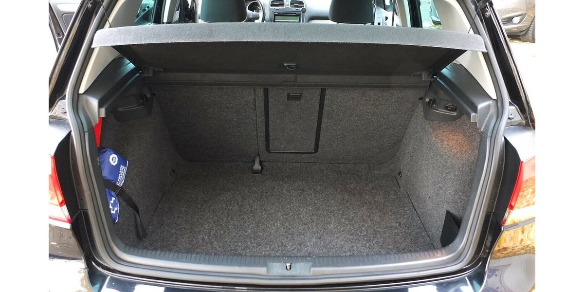 VW Golf 1.6TDi TEAM SHZ TEMPOMAT KLIMAAUTOMATIK 159.855 km 6.598 &euro; Köln 50858