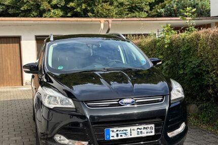Ford Kuga 162.000 km 10.999 € Geretsried 82538