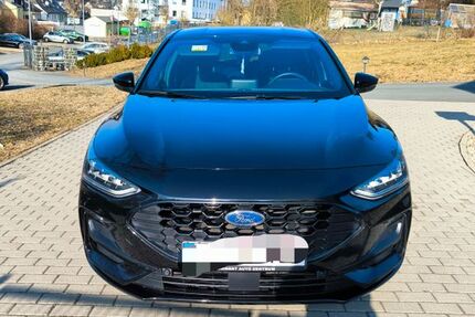 Ford Focus 52.500 km 17.800 &euro; Naila 95119