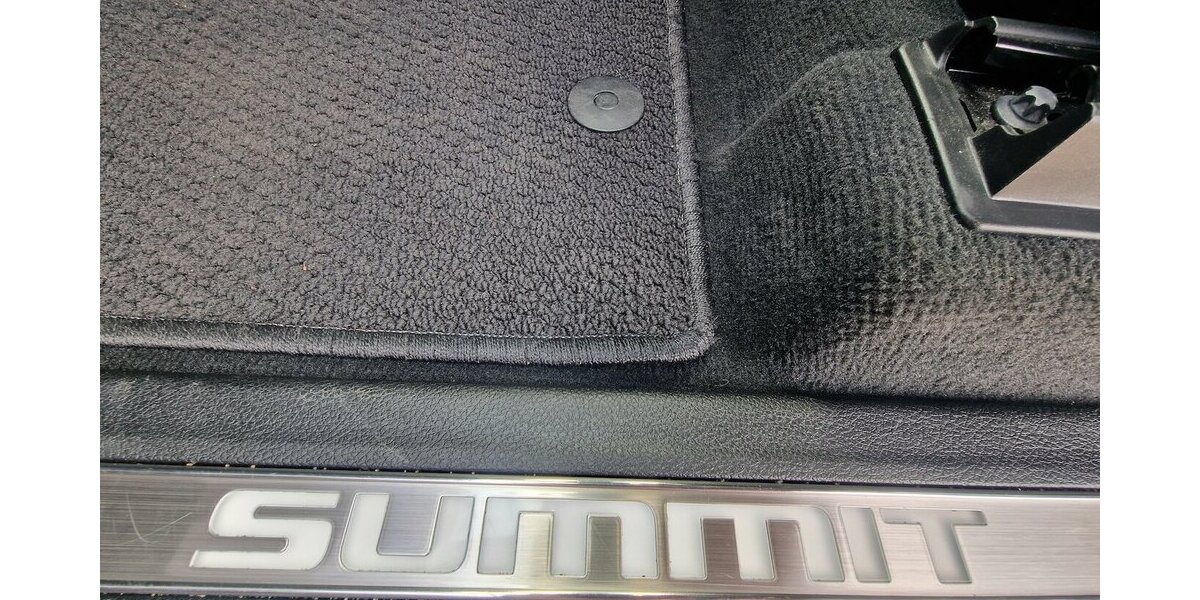 Jeep Grand Cherokee Summit Reserve Plug-In-Hybrid 4xe 30.000 km 64.998 &euro; Landau 76829