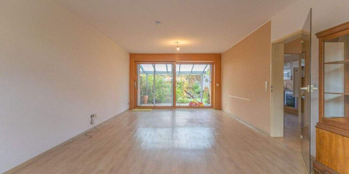 Reihenmittelhaus Menden Mitte - 4 Zimmer, 103 m&sup2;, 255.000&euro; | Angebot:24647526